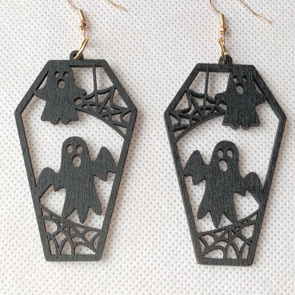 Spooky Halloween Casket Earrings, Fun Earrings, Funky Earrings, Unique Earrings - Picture 5 of 8